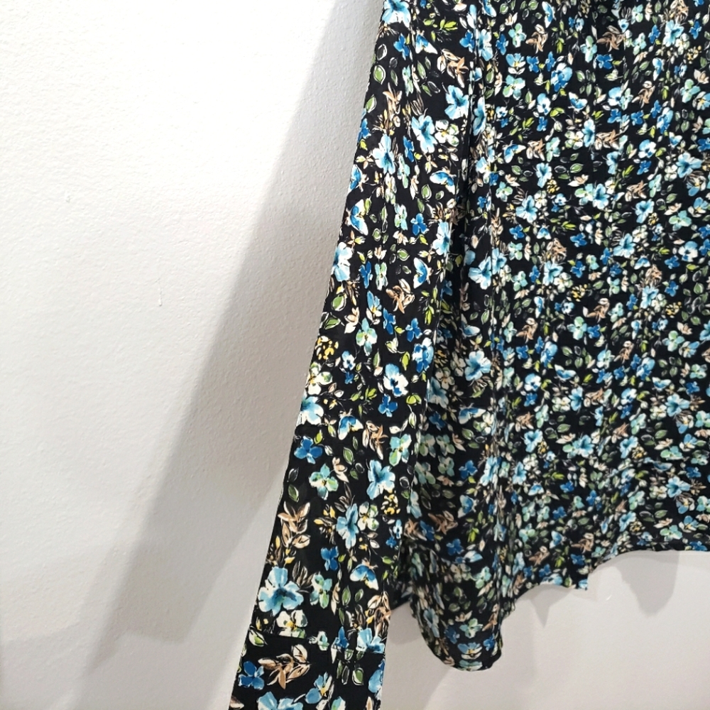 J. Jill Long Sleeve Longlined Floral Button Down Tiered Layed Hem Top, Size M - Picture 4 of 12